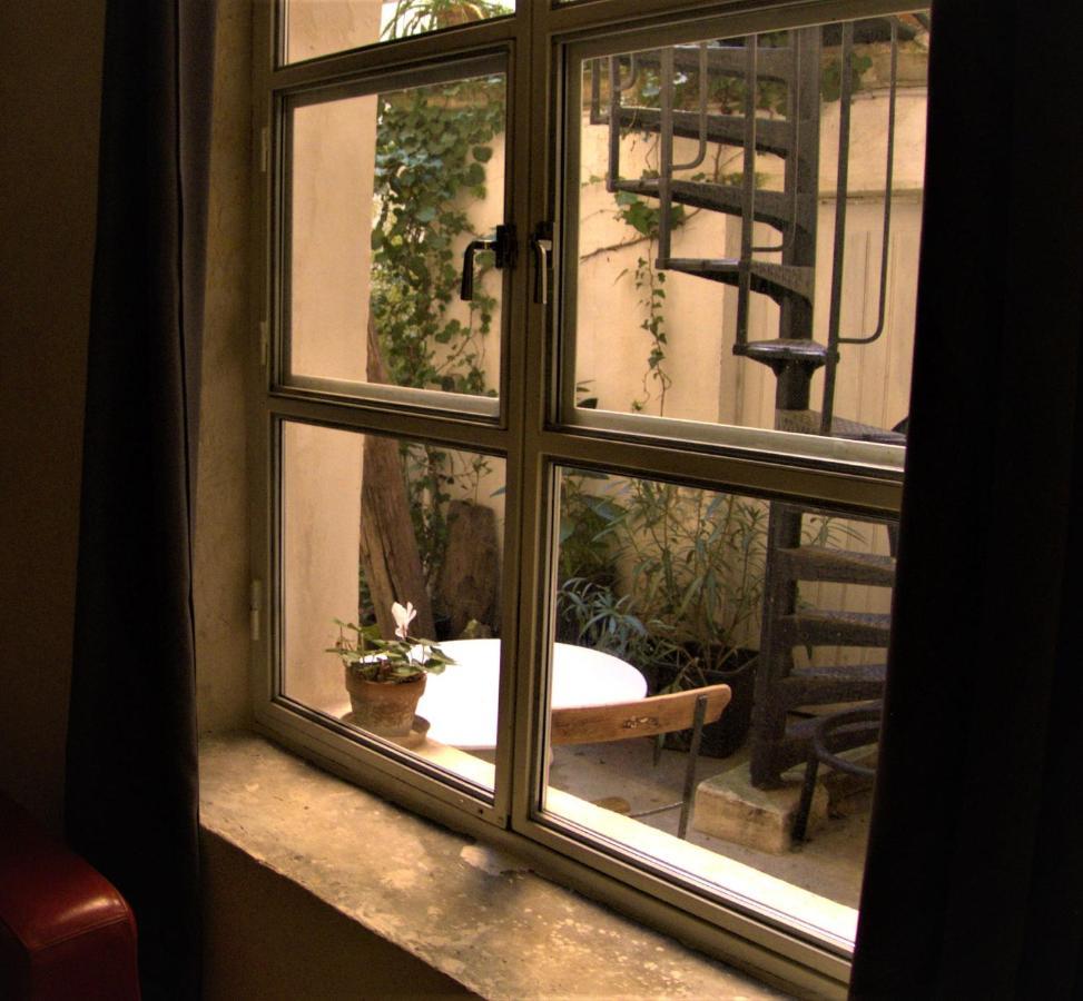 O Anges Bed & Breakfast Arles Exterior photo